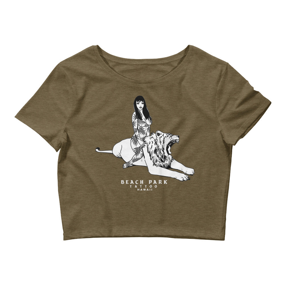 Women’s Lioness Crop Tee